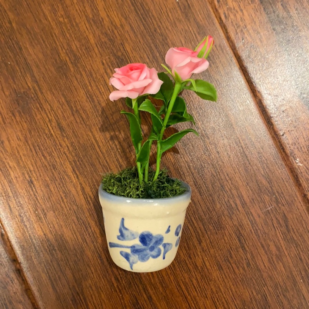 Adorable Ceramic Rose